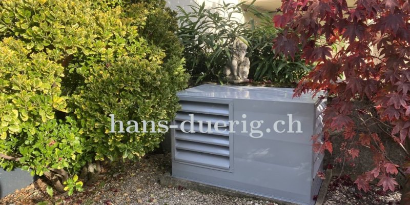 Ansaug und Ausblas Lufthutze