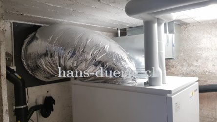 Wärmepumpe STIEBEL ELTRON WPL19 I innen aufgestellt