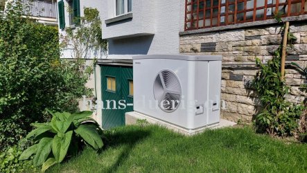 WPL-A 07 HK 230 Premium auf Betonsockel fertig montiert