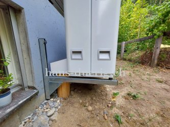 Wandkonsole für Wärmepumpe