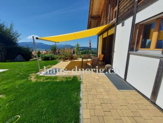 Der Abluftschacht Wärmepumpe (links im Bild): dieser Schacht wurde neu erstellt und mit einem erverlegten Rohr angeschlossen