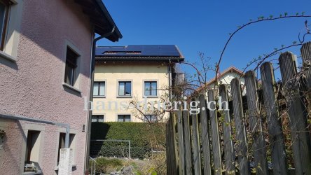 Reihen EFH mit Wärmepumpe und PV-Anlage