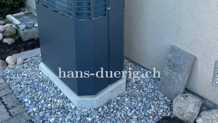 Aufstellung auf Betonsockel