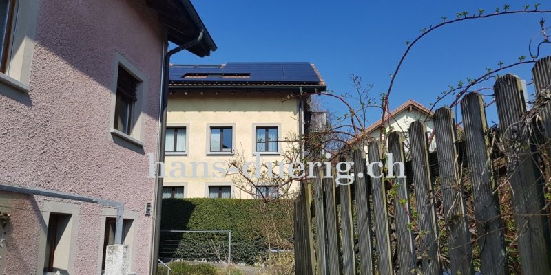 Reihen EFH mit Wärmepumpe und PV-Anlage